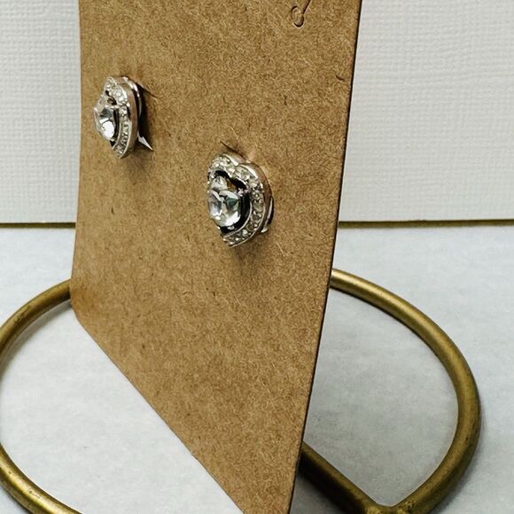 Vintage Crown Trifari Heart Shaped Rhinestone Earrings Screw Back Silver Tone - Picture 5 of 11